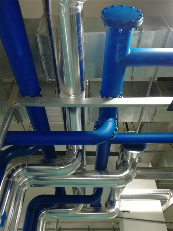 空調(diào)水管管道保溫施工現(xiàn)場,濤翔天管道保溫施工隊(duì)