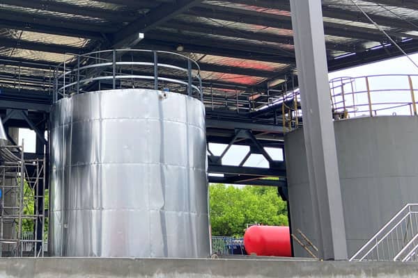 儲(chǔ)罐罐體保溫施工_復(fù)合硅酸鹽保溫